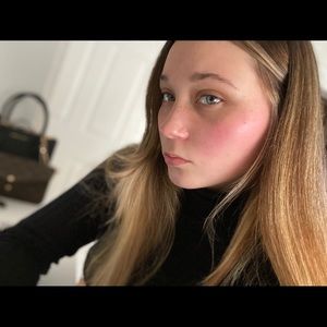 Meet your Posher, Justine